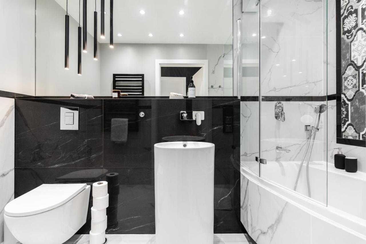 Riverside Premium Class Apartment - By Upstairs Краків Екстер'єр фото