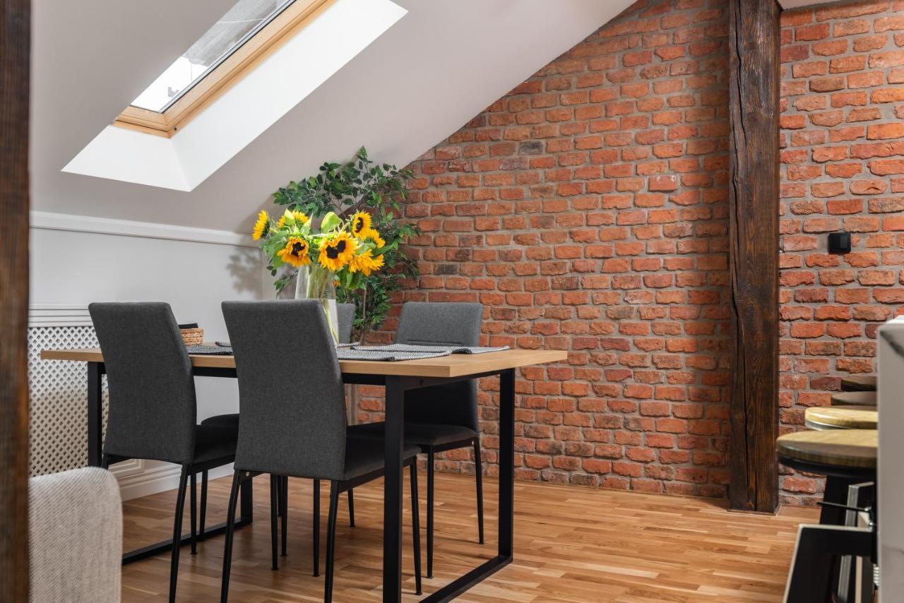 Riverside Premium Class Apartment - By Upstairs Краків Екстер'єр фото