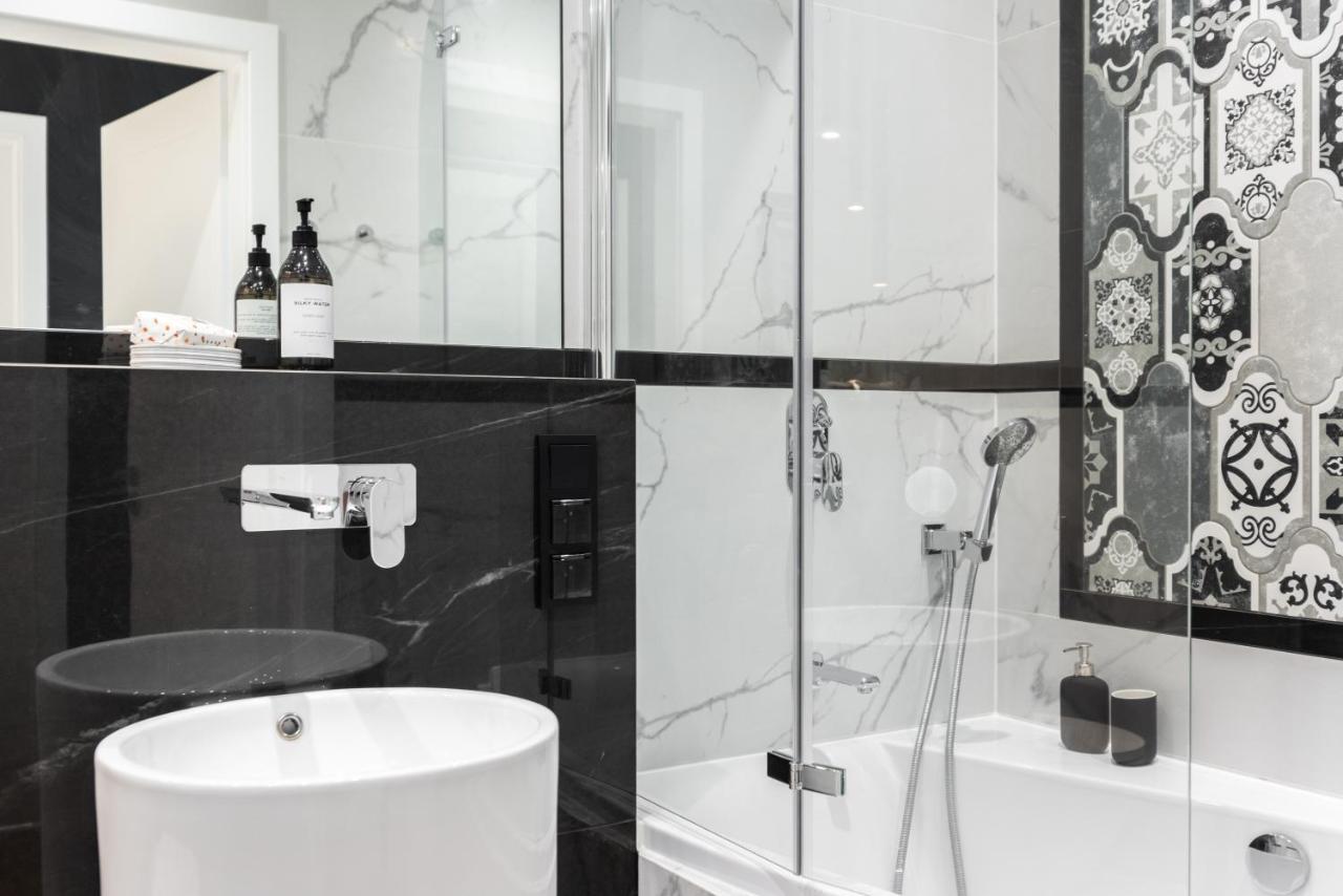 Riverside Premium Class Apartment - By Upstairs Краків Екстер'єр фото